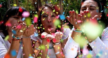 friends-add-a-lot-of-joy-to-life_723947