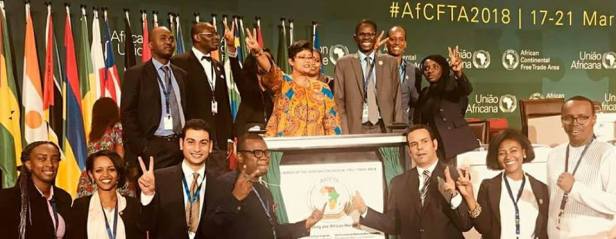 29541783_1521266641305632_4198144153460739690_n