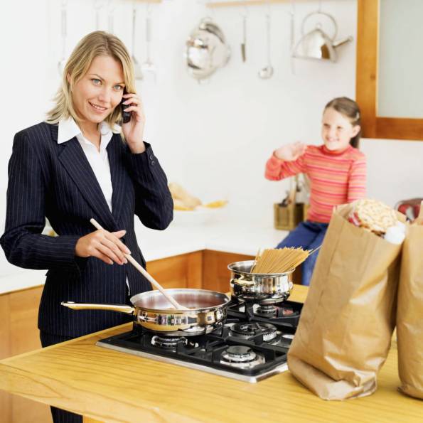 Happy_working_mom_image